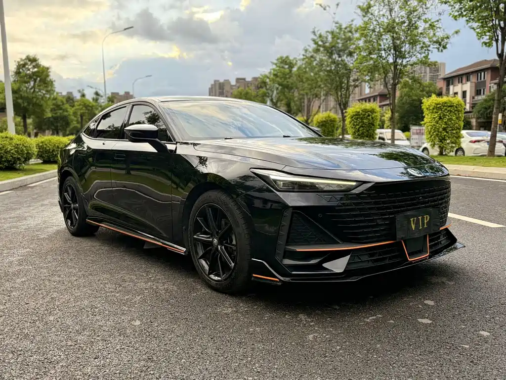 Changan UNI-V 2022