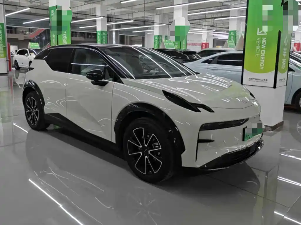 Zeekr X 2024