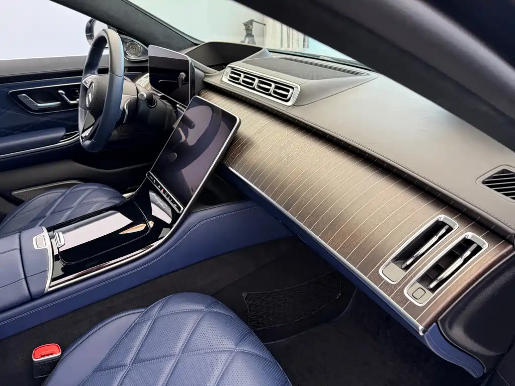 Mercedes-Benz Maybach S-Класс 2023