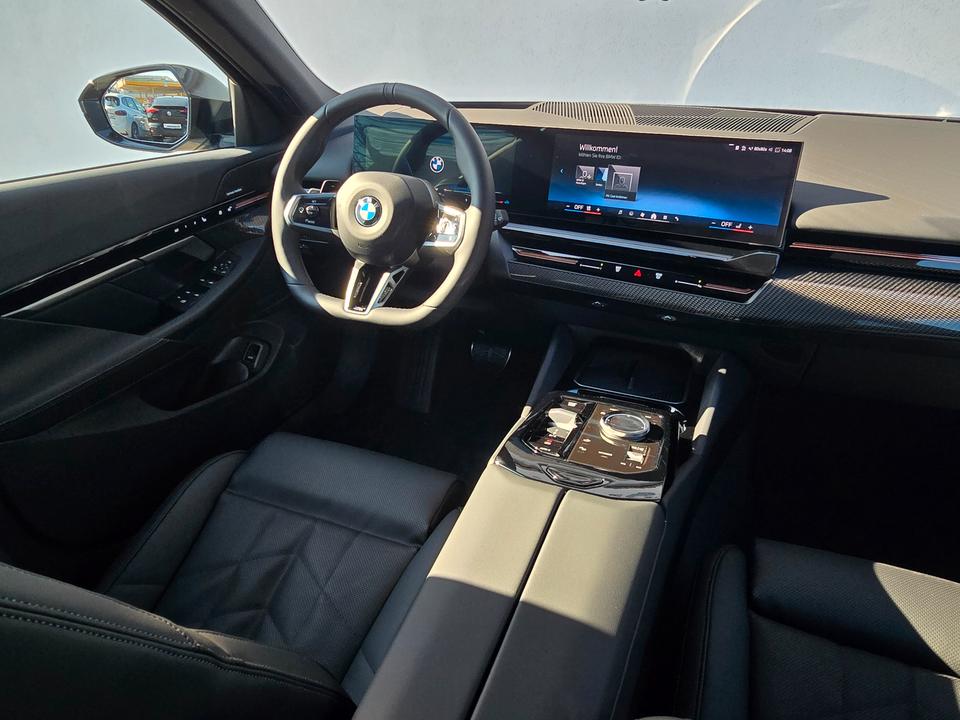 BMW 520 2025