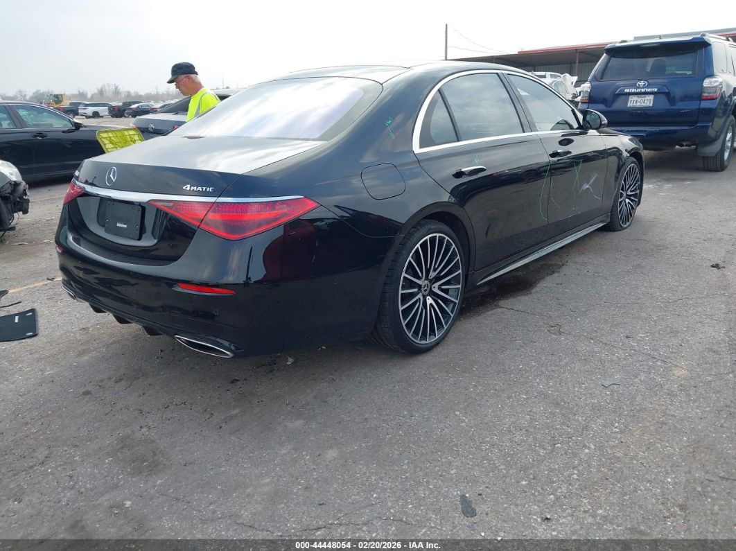 Mercedes-Benz S-Класс 2022