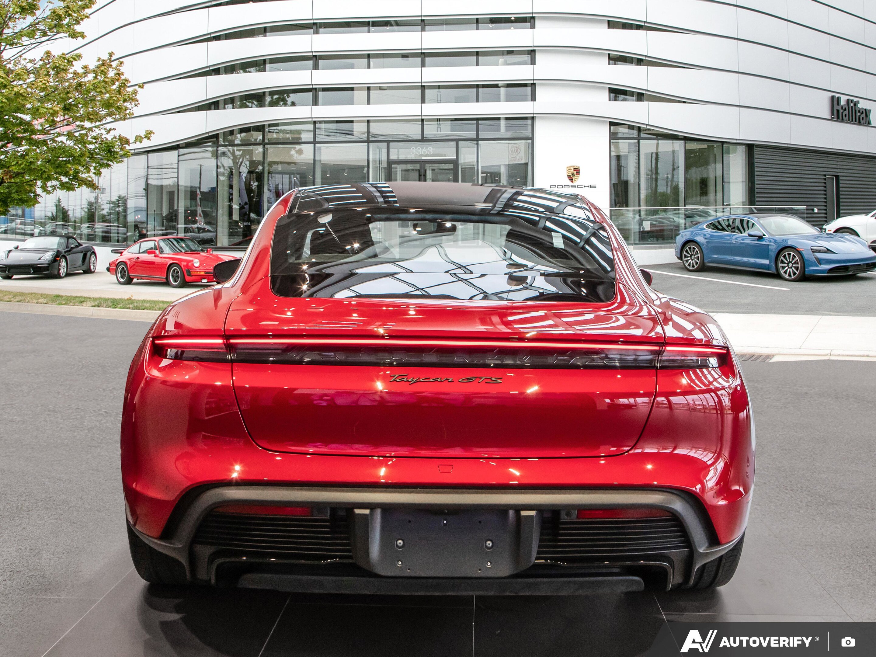Porsche Taycan 2024