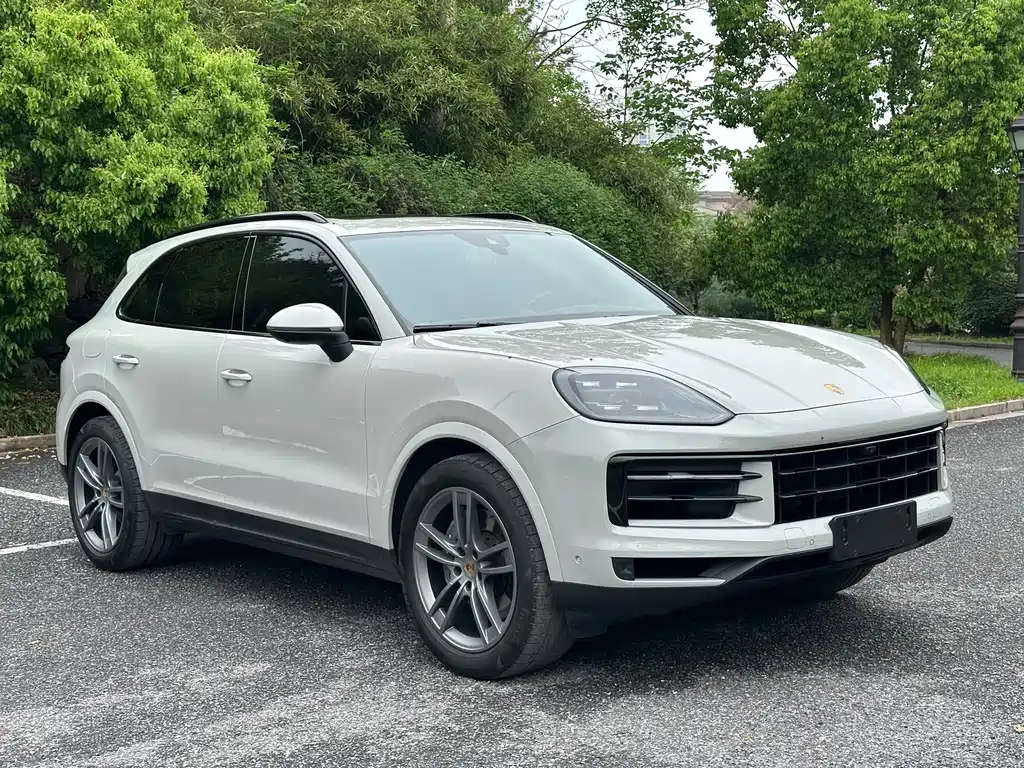 Porsche Cayenne 2024