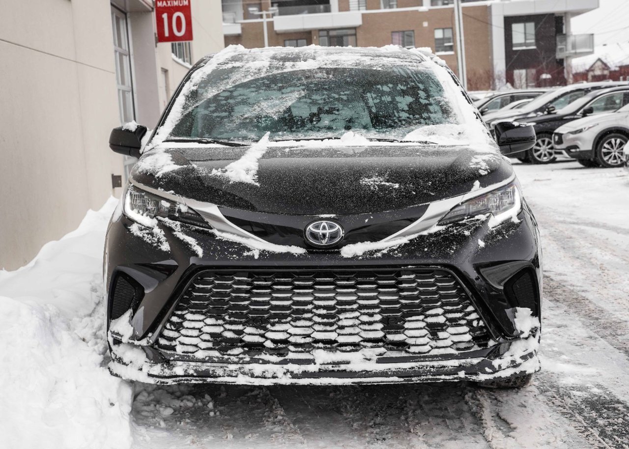 Toyota Sienna 2023