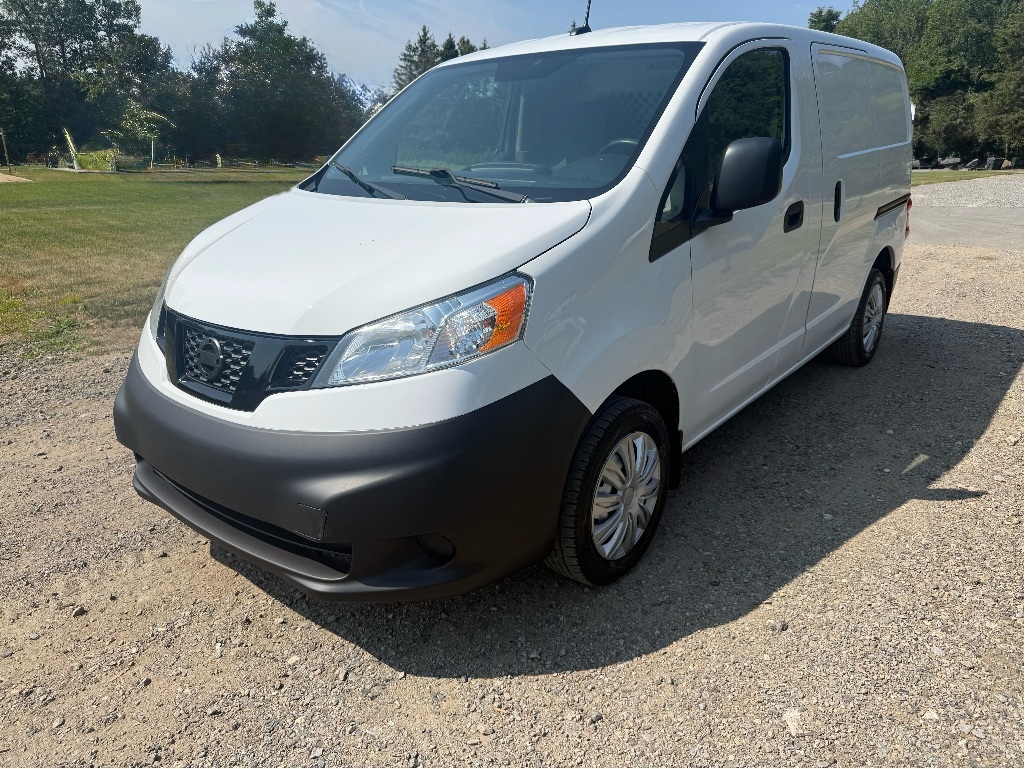 Nissan NV200 2021