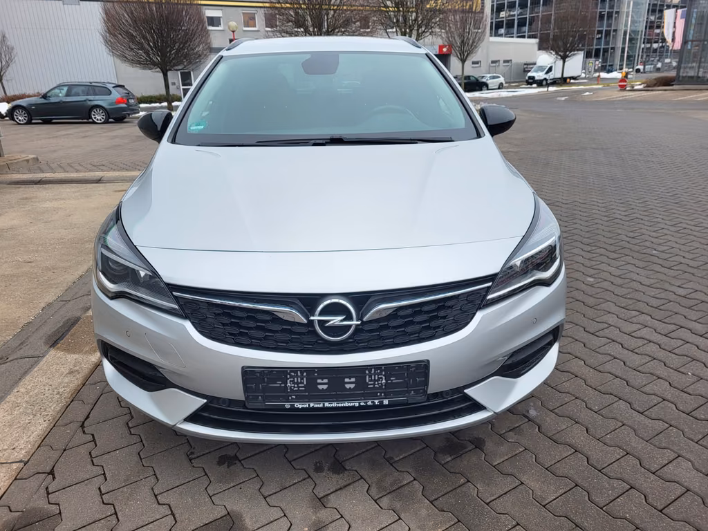 Opel Astra 2021
