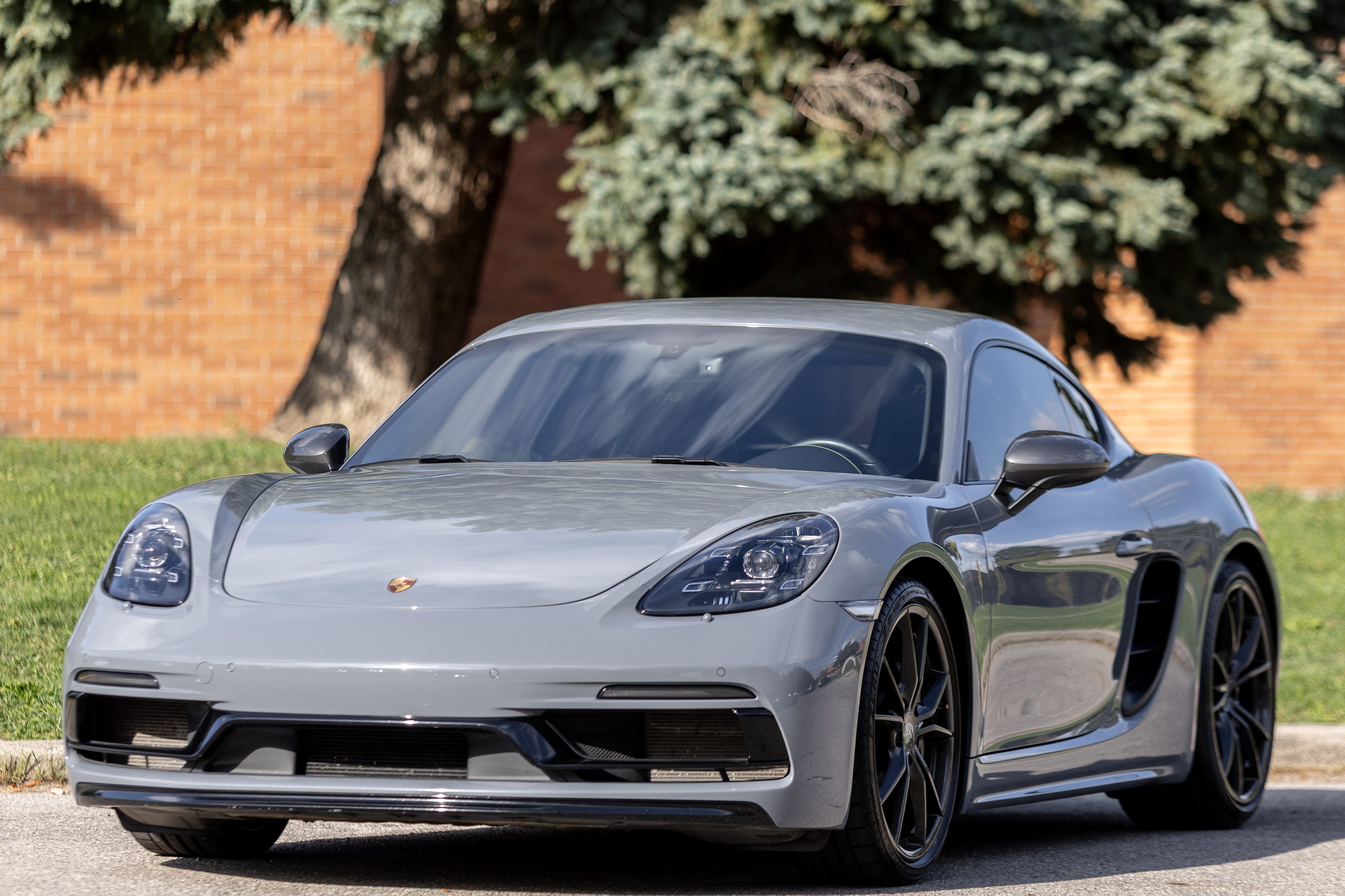 Porsche Cayman 2023