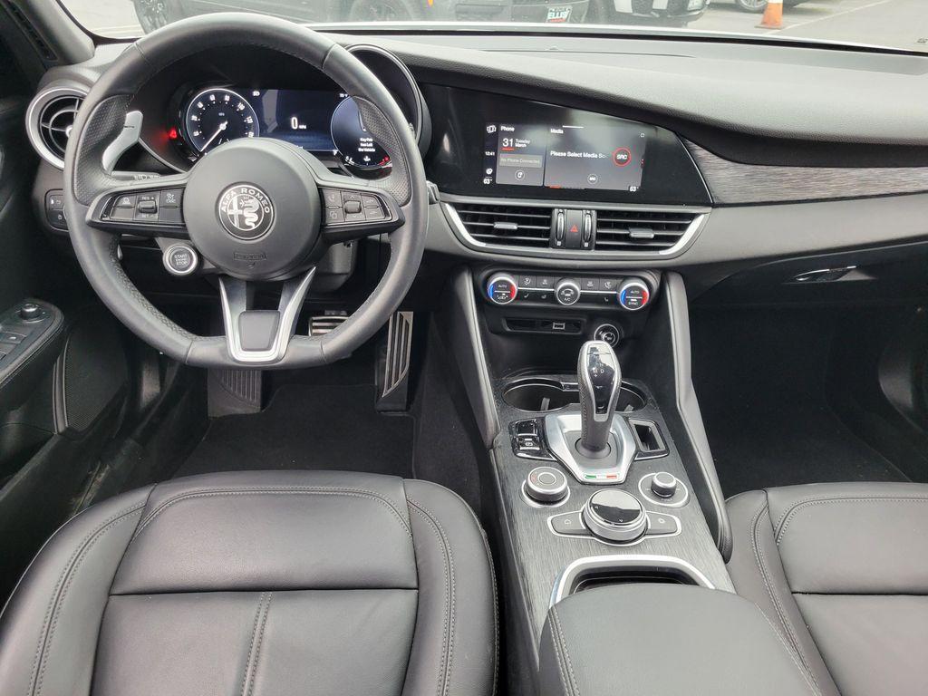 Alfa Romeo Giulia 2024