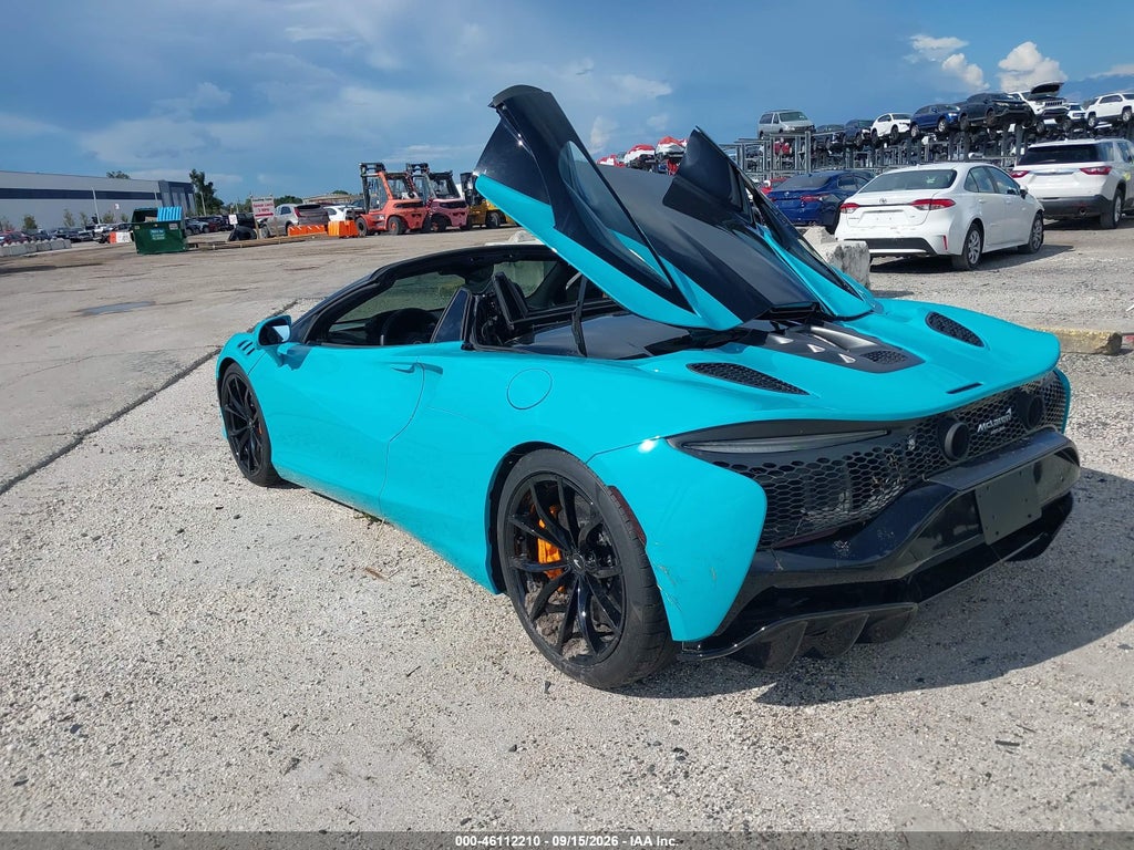 McLaren Artura 2025