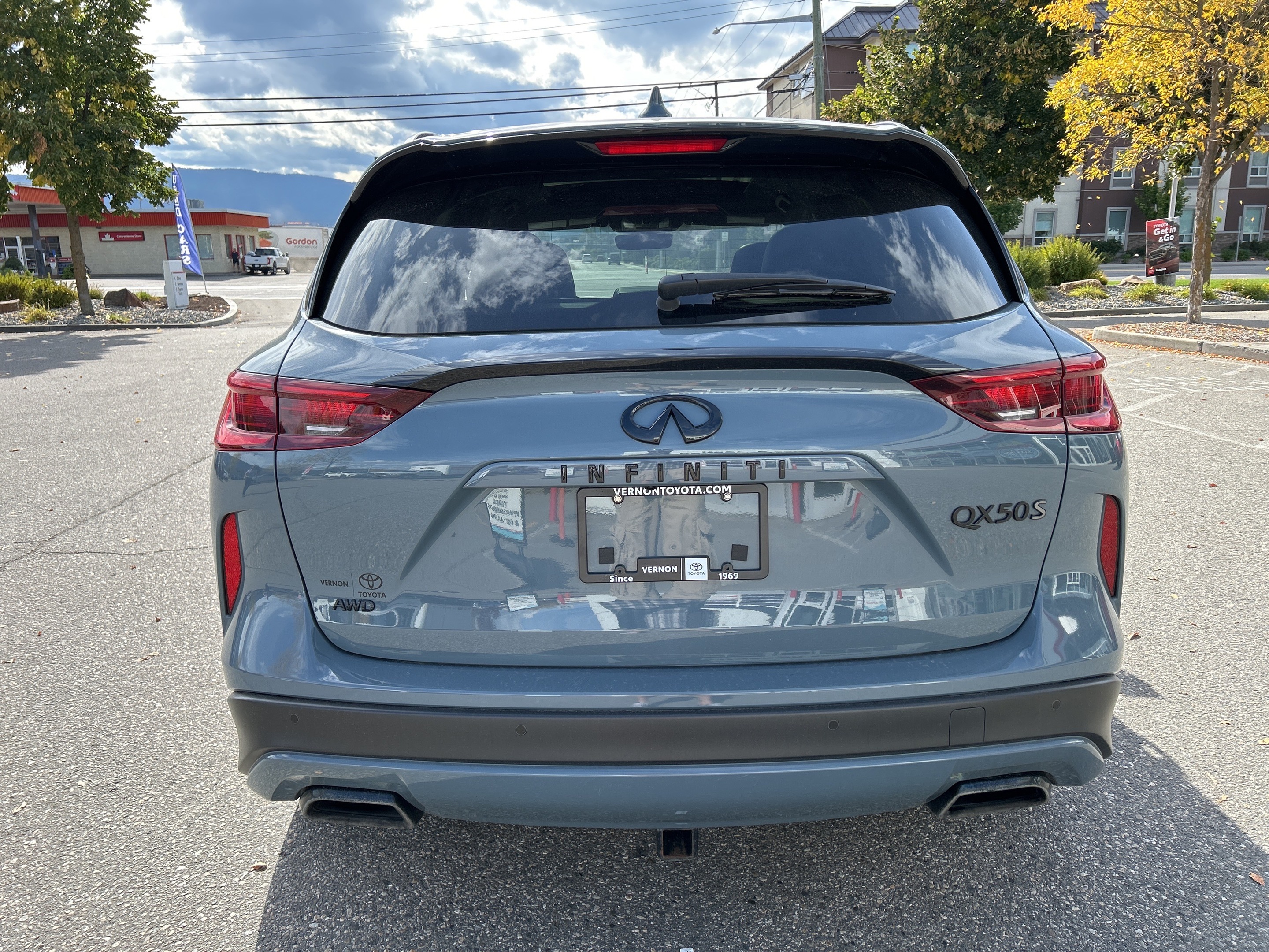 Infiniti QX50 2023