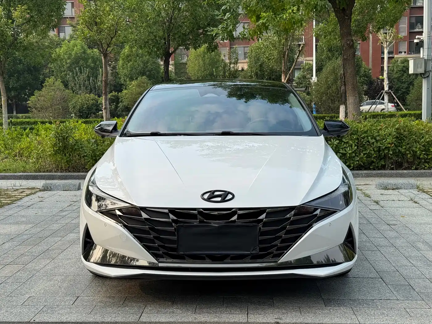 Hyundai Elantra 2022