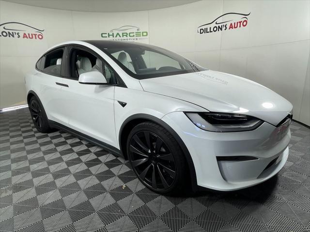 Tesla Model X 2022
