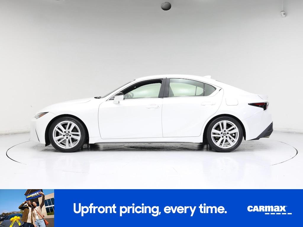 Lexus IS 300 2021