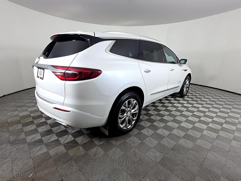 Buick Enclave 2021