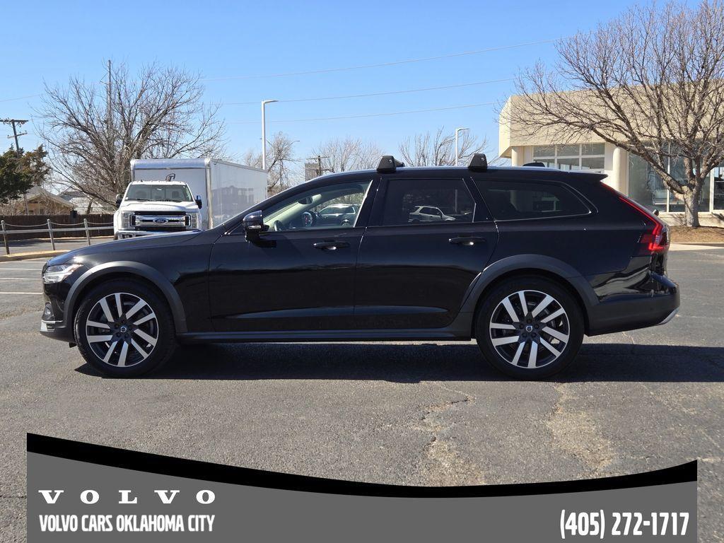 Volvo V90 Cross Country 2022