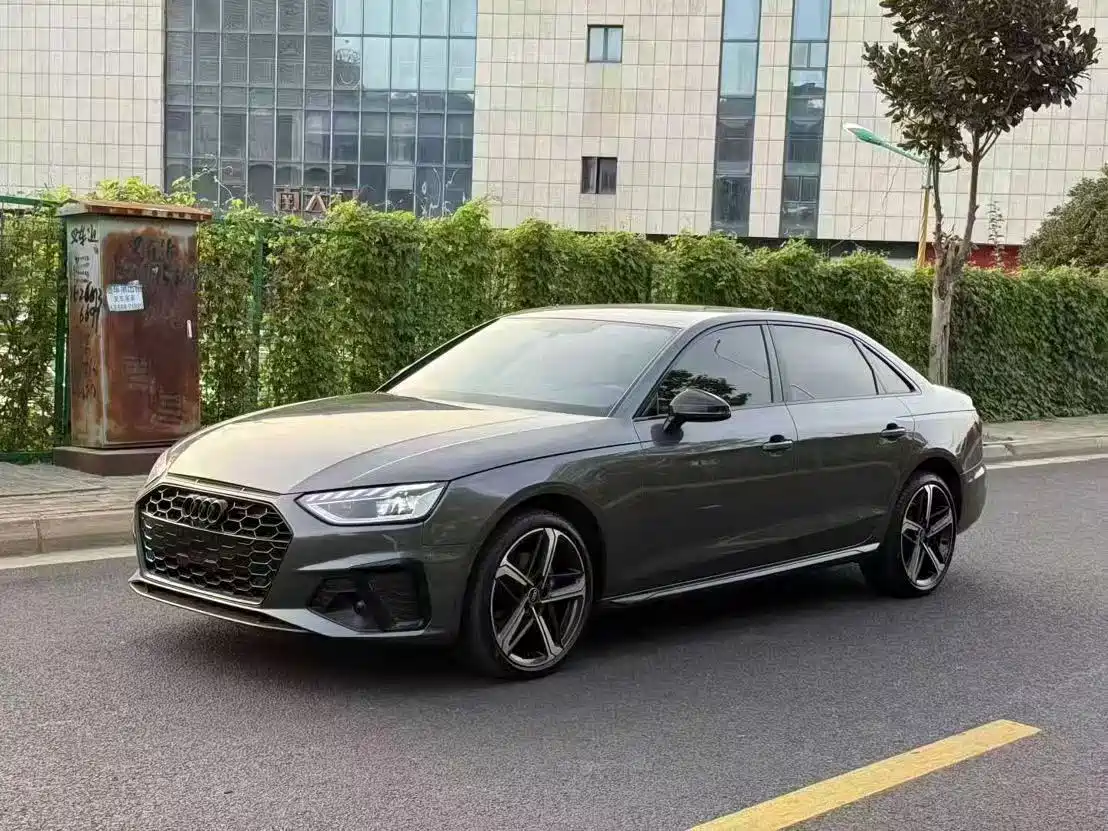 Audi A4 2024