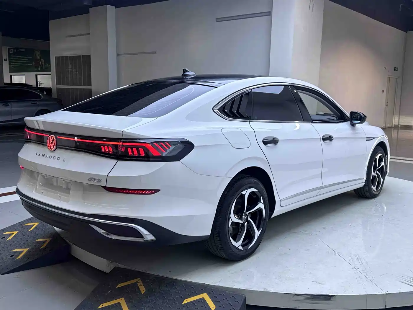 Volkswagen Lamando 2023
