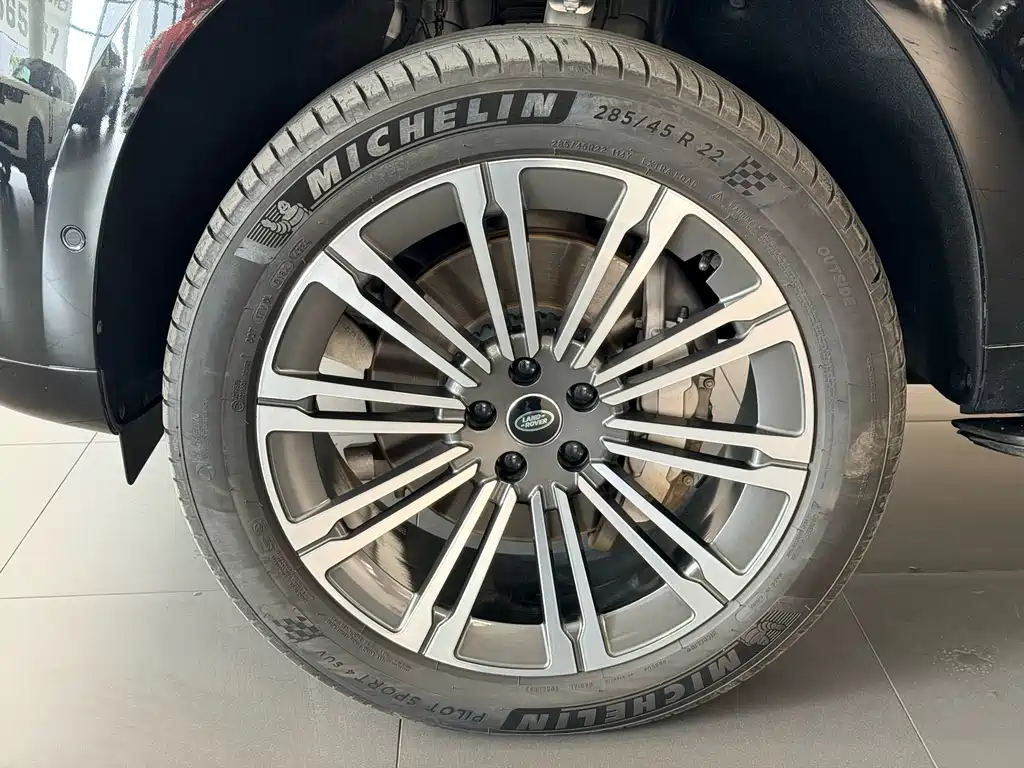 Land Rover Range Rover 2024