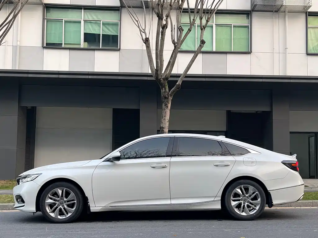 Honda Accord 2021