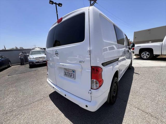 Nissan NV200 2021