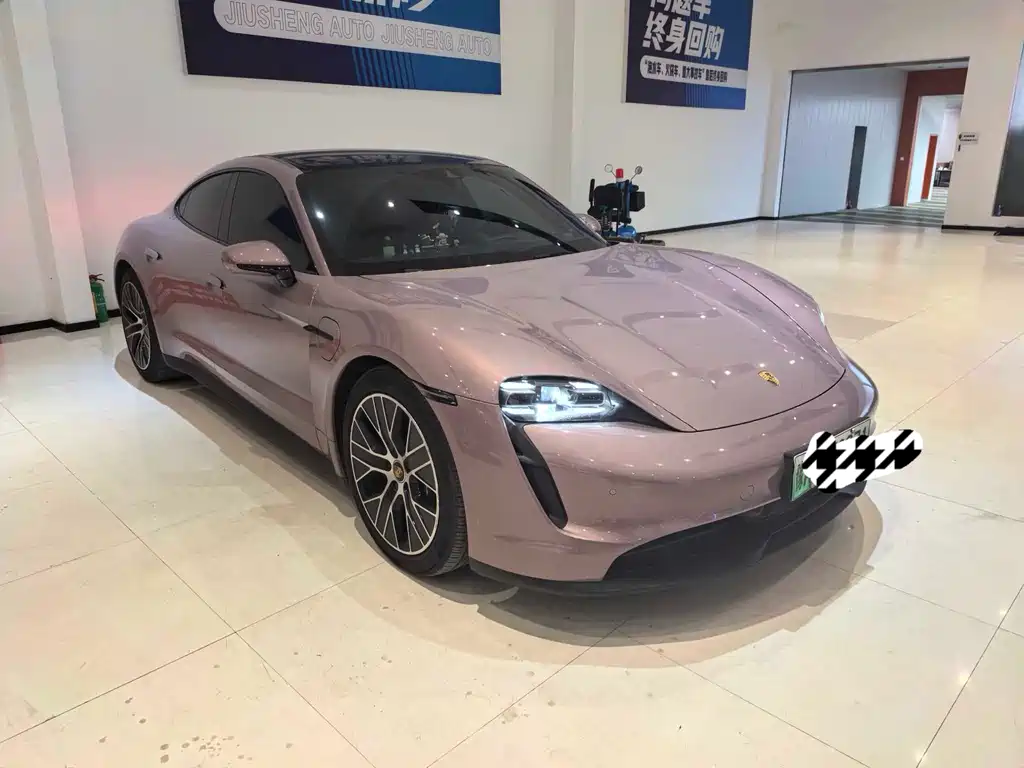 Porsche Taycan 2022