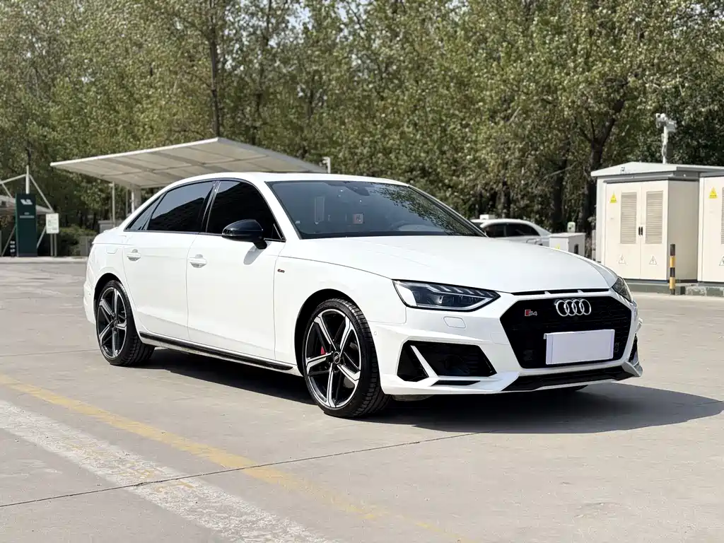 Audi A4 2022