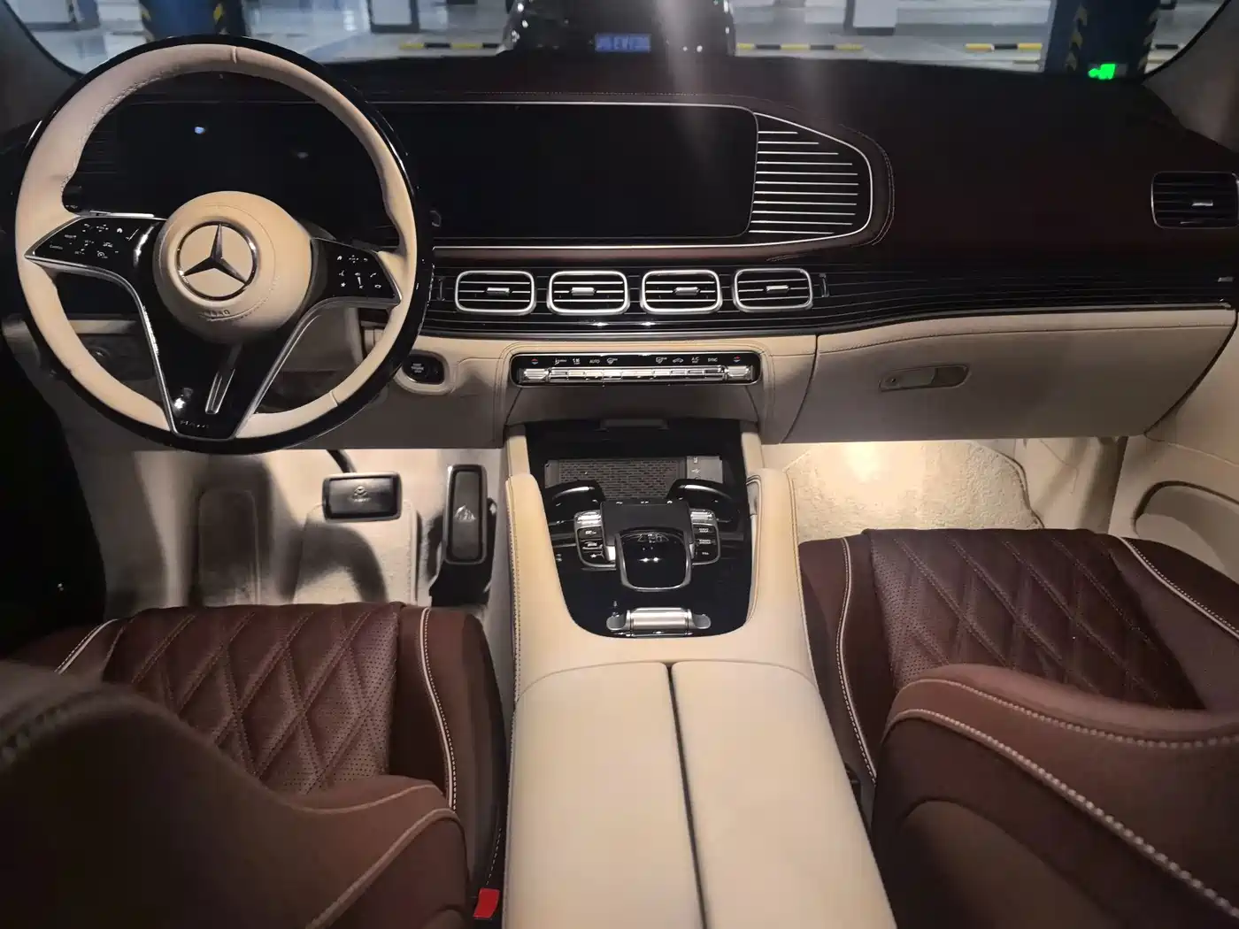 Mercedes-Benz Maybach GLS 2024
