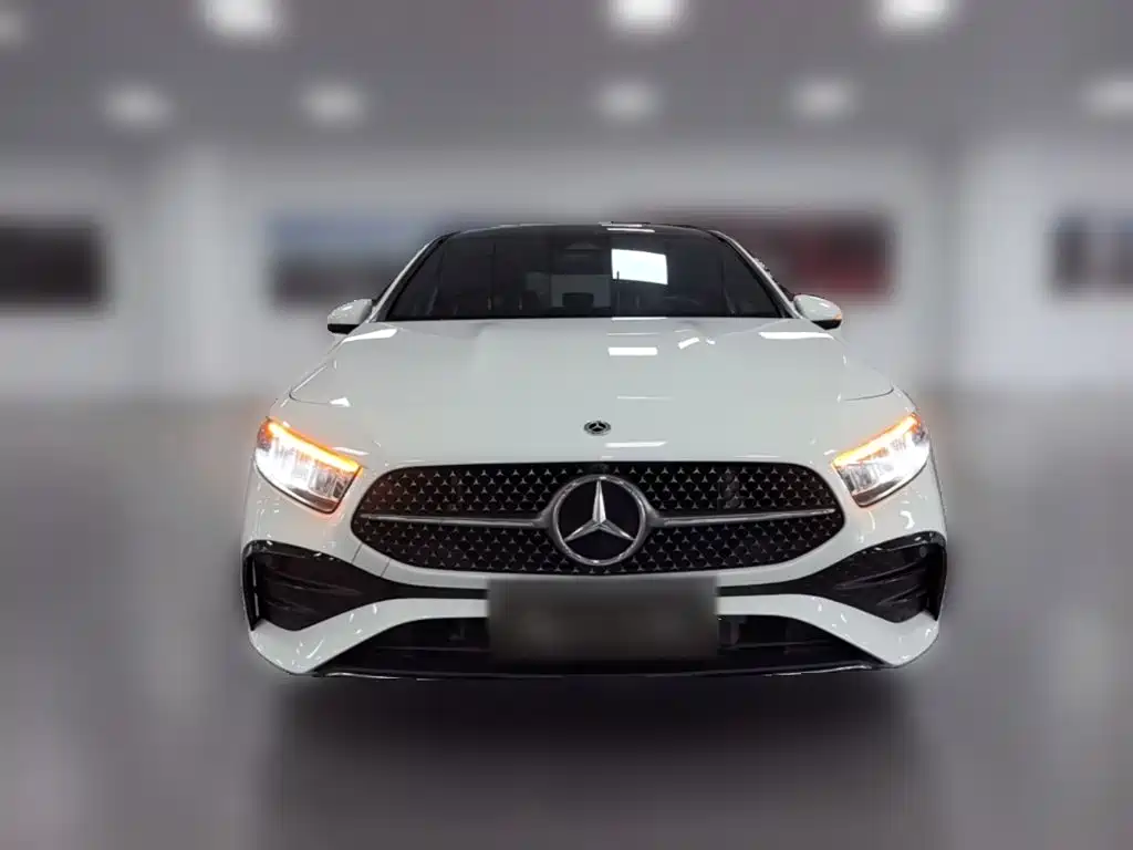 Mercedes-Benz A-Класс 2024