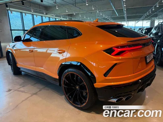 Lamborghini Urus 2022