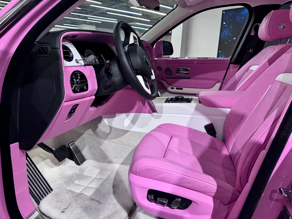Rolls-Royce Cullinan 2024