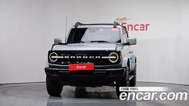Ford Bronco 2023