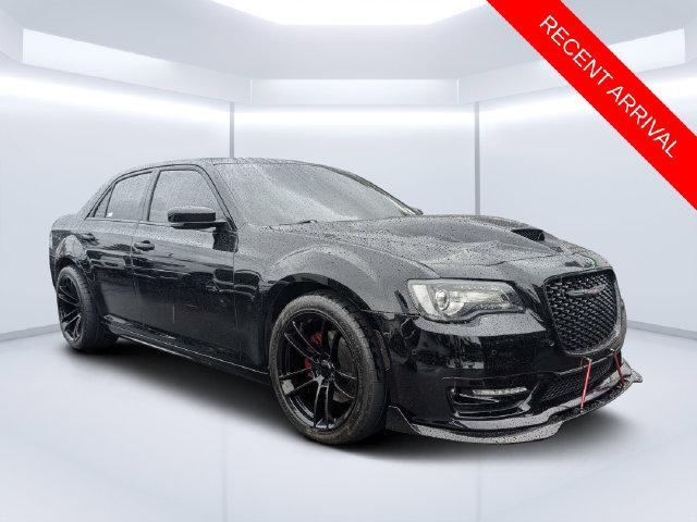 Chrysler 300 2023