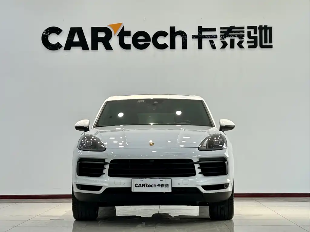 Porsche Cayenne 2022