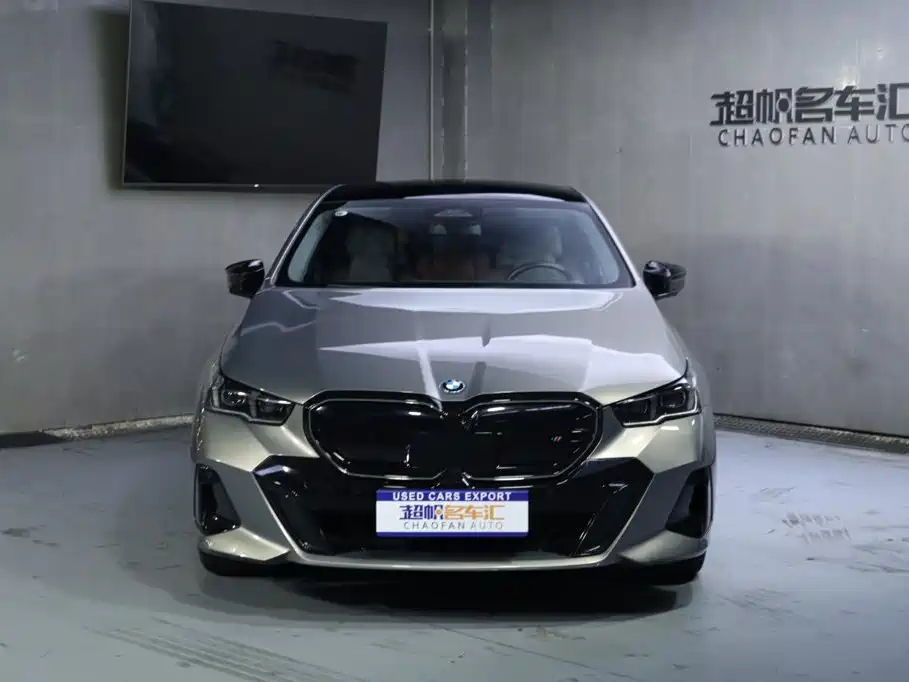 BMW i5 2024