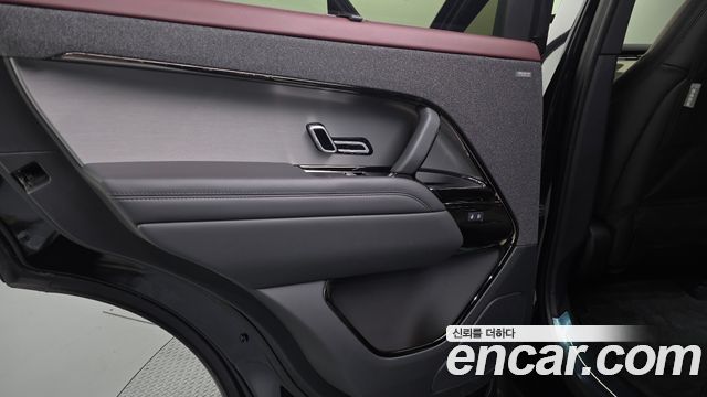 Land Rover Range Rover Sport 2025