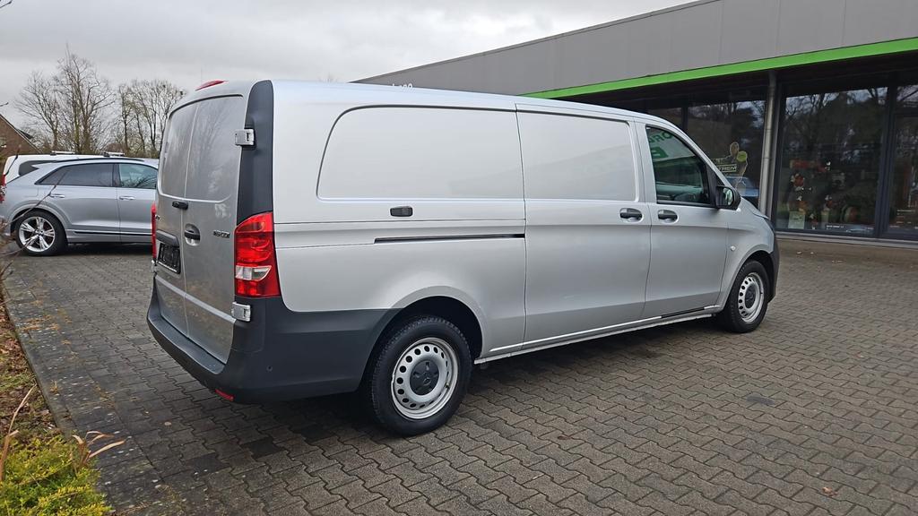 Mercedes-Benz Vito 2023