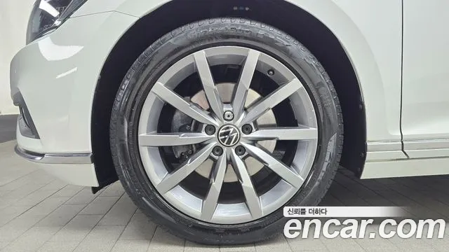 Volkswagen Passat 2022