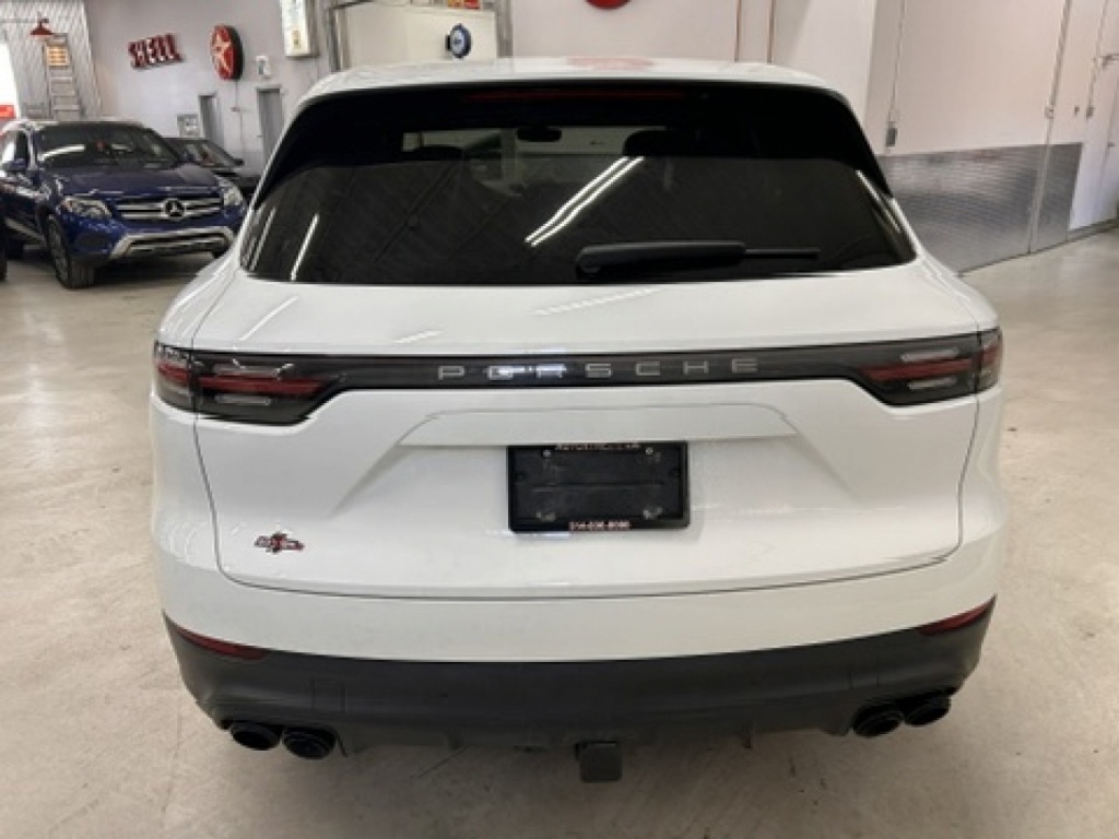 Porsche Cayenne 2022
