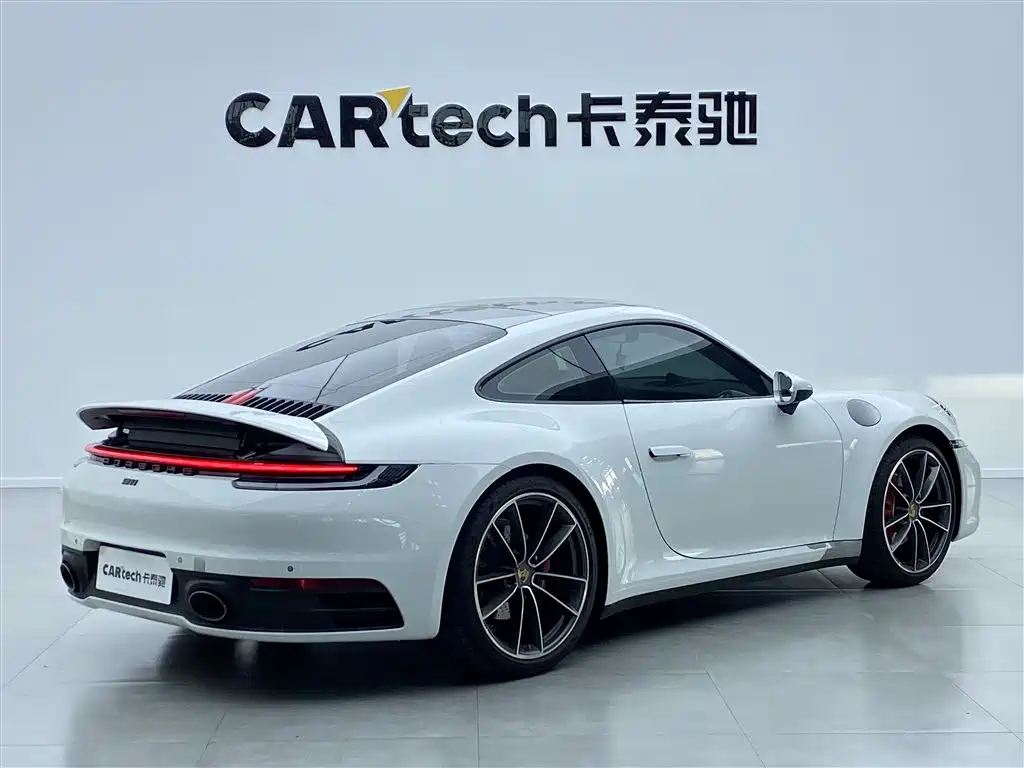 Porsche 911 2022