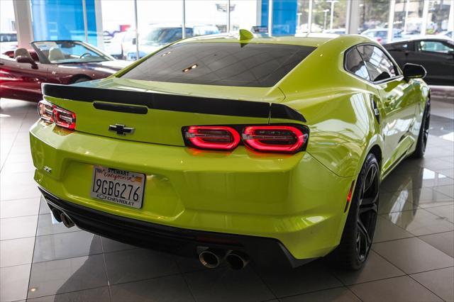 Chevrolet Camaro 2021