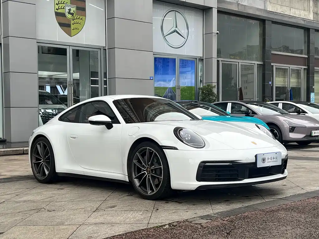 Porsche 911 2024