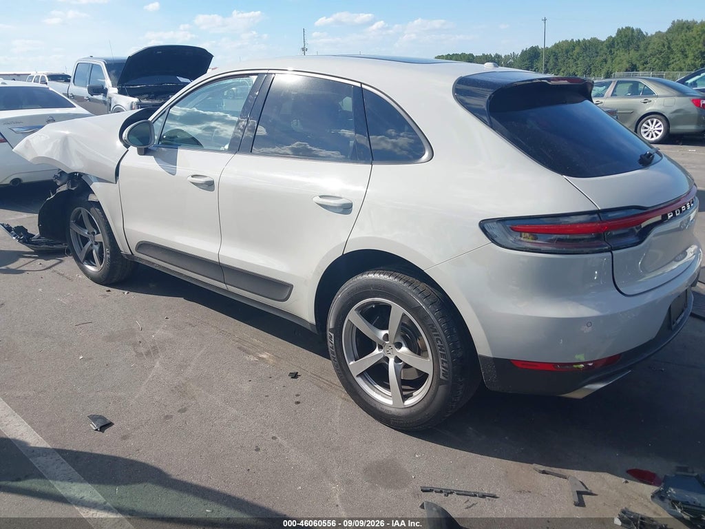Porsche Macan 2021
