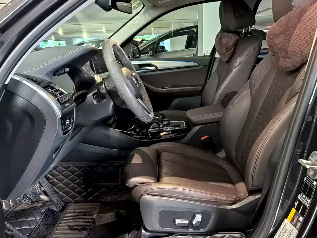 BMW iX3 2022