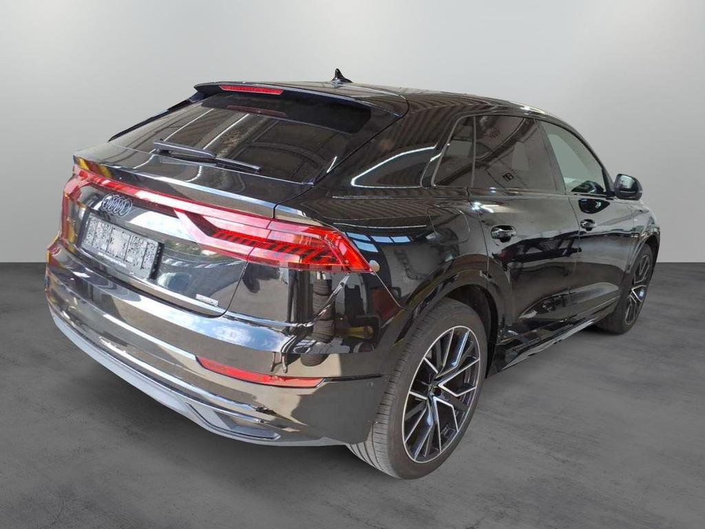 Audi Q8 2023