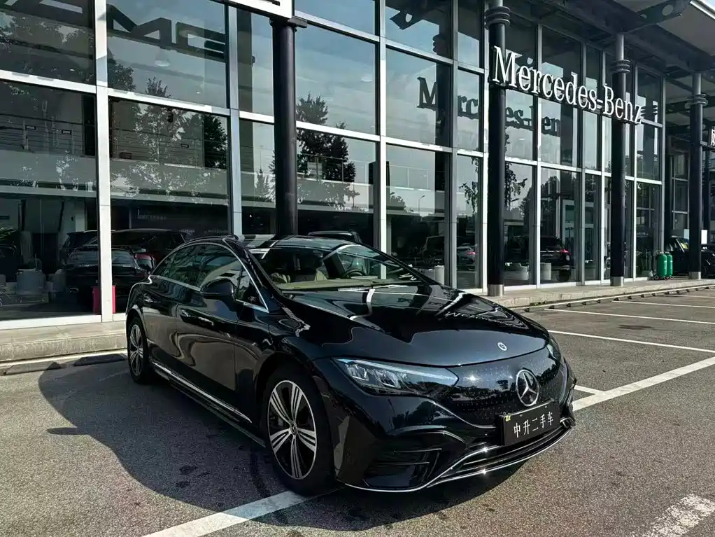 Mercedes-Benz EQE 2025