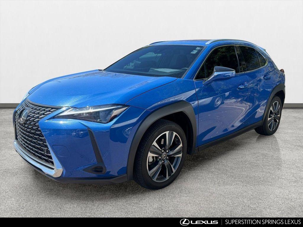 Lexus UX 2024