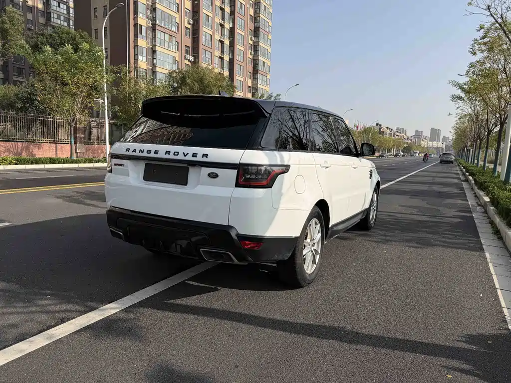 Land Rover Range Rover Sport 2020