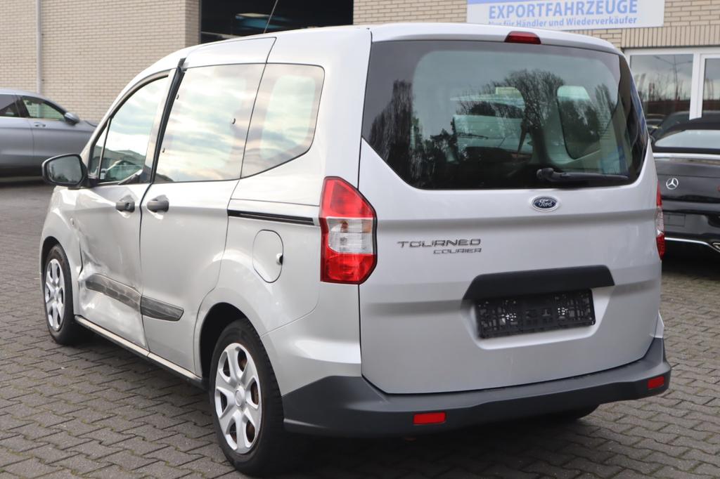 Ford Tourneo Courier 2021