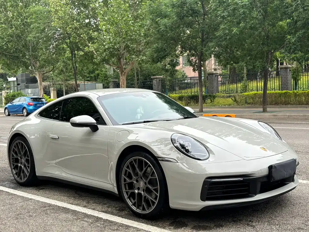 Porsche 911 2021