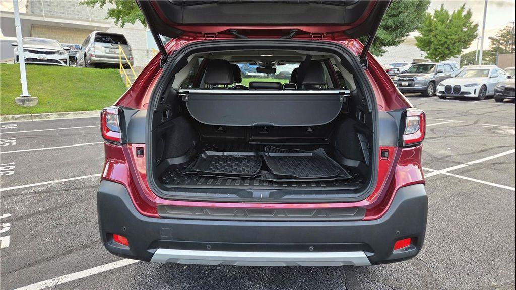 Subaru Outback 2025